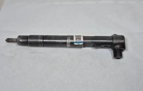 Mercedes-Benz E W212 Fuel injector A6510702887 1407102571826 E7128SA1EJ
