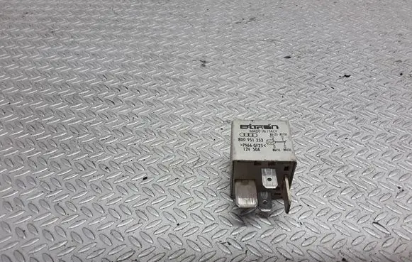 Audi A3 S3 8L Other relay 8D0951253