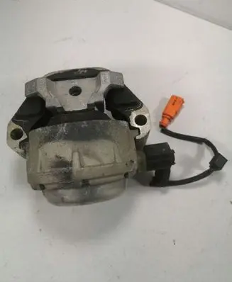 Audi A7 S7 4G Engine mount bracket
