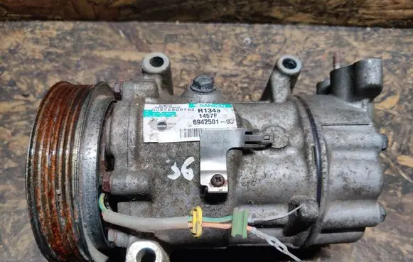 Mini Cooper Countryman R60 Air conditioning (A/C) compressor (pump) 6942501