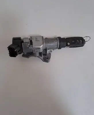 Volkswagen Polo V 6R Ignition lock 6R0905851B