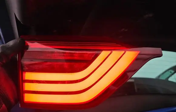 KIA Sportage Tailgate rear/tail lights 92405-D9