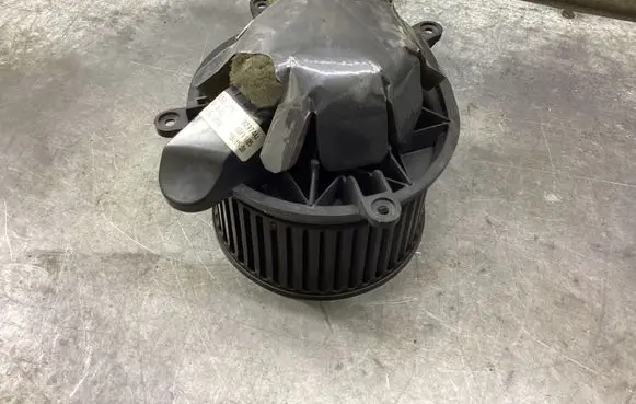 Mazda 6 Heater fan/blower 929744J
