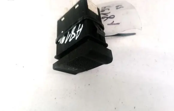 Fog light switch