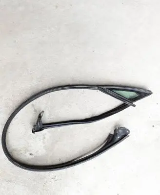Mercedes-Benz E C207 W207 Rear side window A2076700339