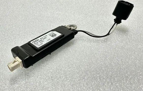 Audi Q7 4L Aerial antenna amplifier 4L0035225 1H0973702