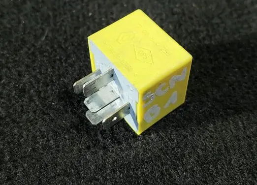 Renault Scenic II - Grand scenic II Other relay 7700844253 PA66GF30