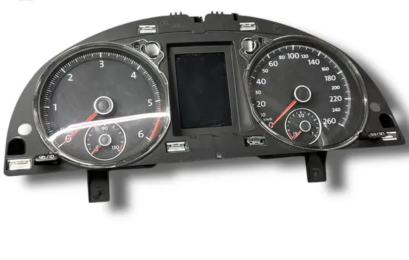 Volkswagen PASSAT CC Clock T1460 3AA920870S