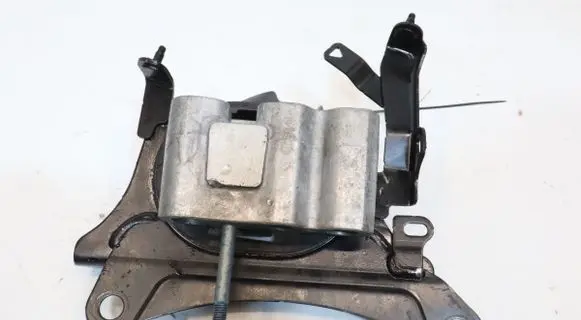 Toyota Corolla E210 E21 Engine mount vacuum valve AV82759