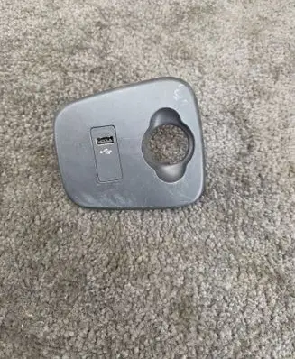 Mini One - Cooper F56 F55 USB socket connector 6820397 9873518