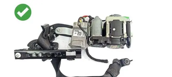 Mercedes-Benz C W204 Front seatbelt A2048606885 A2048600788 BAMPT11273