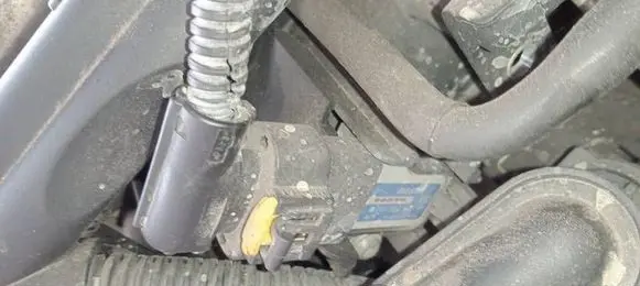 Fiat Bravo Air pressure sensor 0281002845