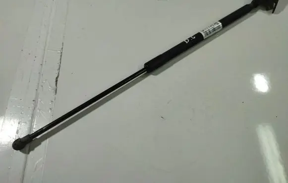 Nissan Qashqai Front bonnet/hood damper/strut 