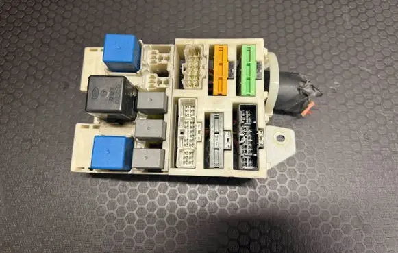 Hyundai Terracan Fuse module 91720H1000