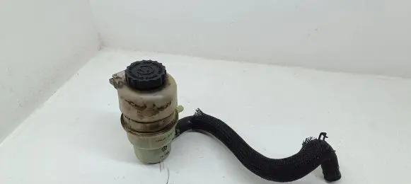 Power steering fluid tank/reservoir