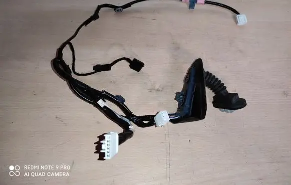 Mazda 2 Rear door wiring loom DB5J67220
