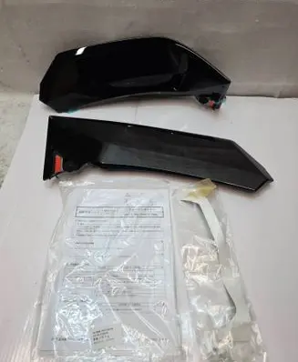 Mazda 3 Rear window tailgate spoiler QDKE519N0APZ