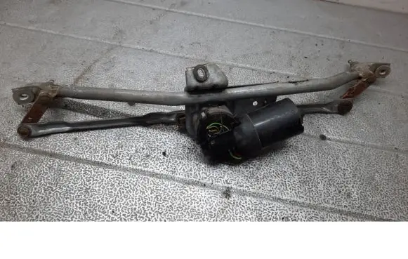Audi A4 S4 B5 8D Front wiper linkage 
