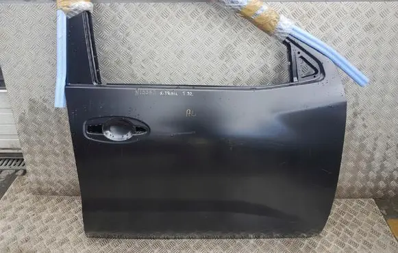 Nissan Navara D23 Front door