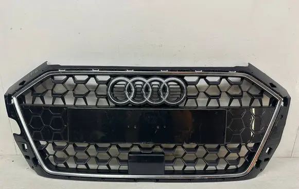 Audi A1 Front grill 82A853651B 82A853653B 82A853651