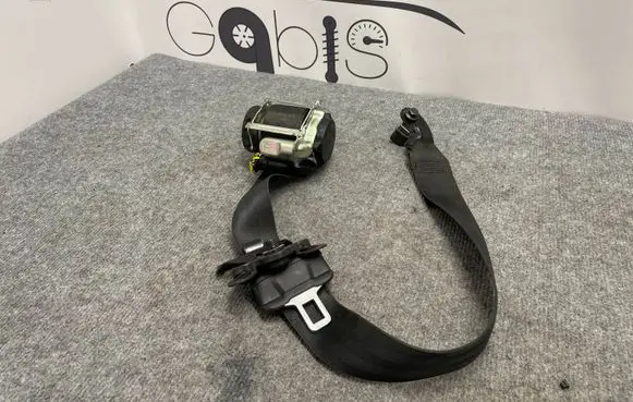 Ford Kuga III Front seatbelt LV4BS61295ADW FZFZA20037110821