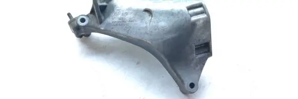 Volkswagen Polo V 6R Engine mounting bracket 03P199206