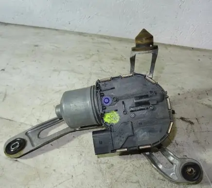 KIA Carens III Front wiper linkage and motor 98110-A4900