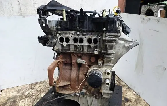 Ford Focus Engine M1DD PBCM5G6090 CM5G6059G