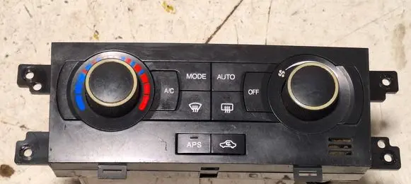 Chevrolet Captiva Climate control unit 96436272 DKB070504297