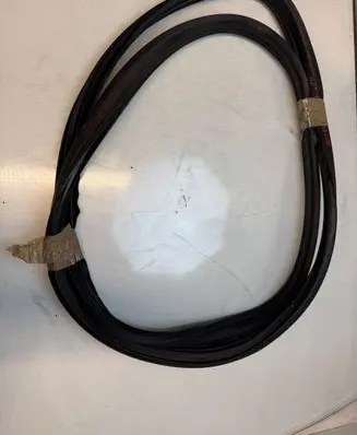 Opel Astra H Front door rubber seal 32312