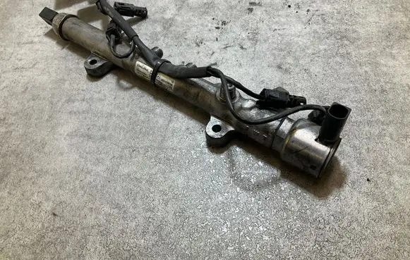 Fuel main line pipe
