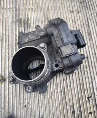 Opel Vectra C Throttle valve 12462136 48CPD4