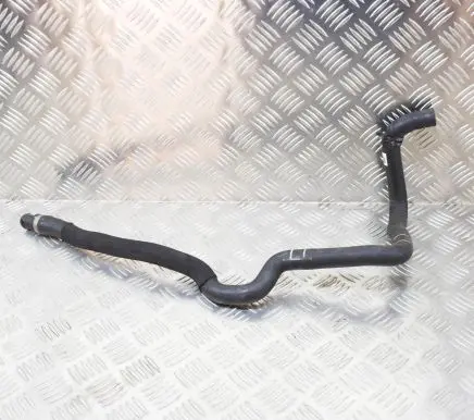 BMW 2 F46 Engine coolant pipe/hose 6832802