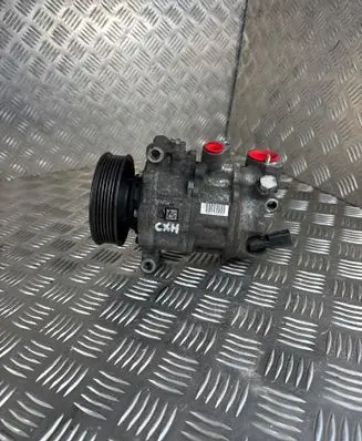 Volkswagen Multivan T6 Air conditioning (A/C) compressor (pump) 5Q0820803F