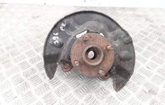 Toyota Corolla E120 E130 Front wheel hub spindle knuckle RAT23384