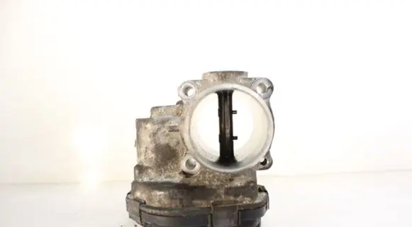 Ford Focus Throttle body valve 