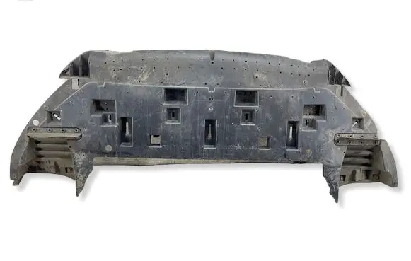 Peugeot 5008 Front bumper skid plate/under tray 9686646580