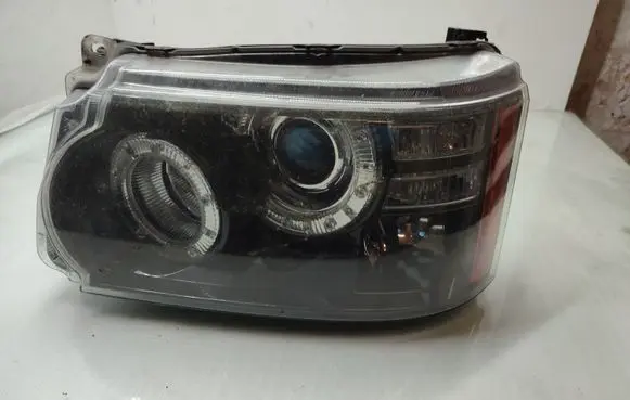 Land Rover Range Rover Sport L320 Headlight/headlamp AH3213W030GC 89903470
