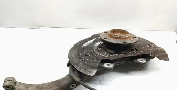 BMW X5 E70 Front wheel hub spindle knuckle
