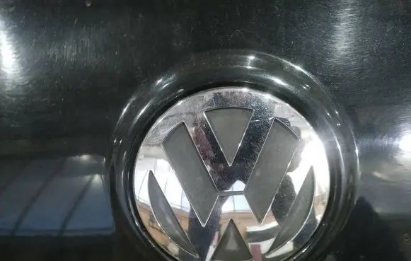Volkswagen PASSAT B6 Tailgate/trunk/boot exterior handle 