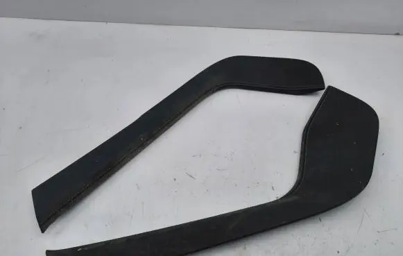 Tesla Model S Centre console side trim front 100536501C 100470501D