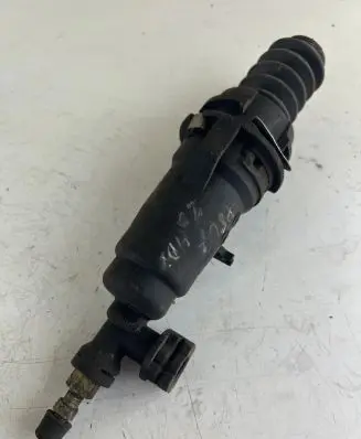 Peugeot 807 Clutch slave cylinder 