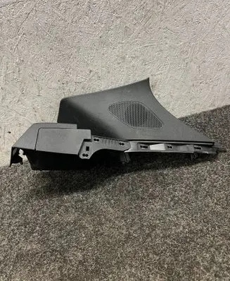 Porsche Macan (95B) (D)pillar trim (top) 95B867246