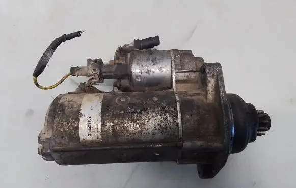 Seat Toledo I (1L) Starter motor 300521102