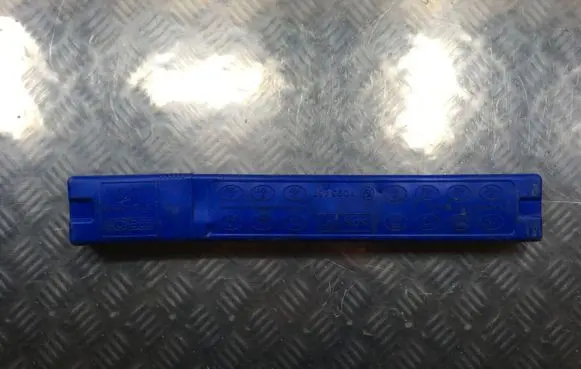 BMW 5 E60 E61 Emergency warning sign 1095457 27R03566