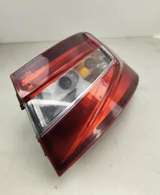 Skoda Superb B8 (3V) Rear/tail lights 3V5945208 00195130 3V5945208A