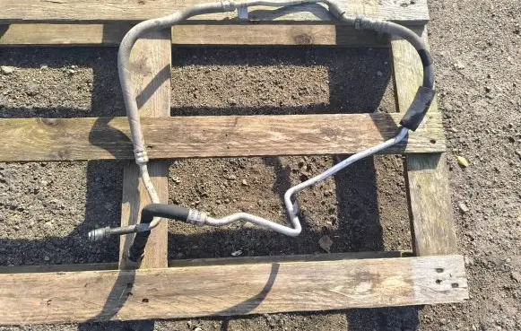Power steering hose/pipe/line