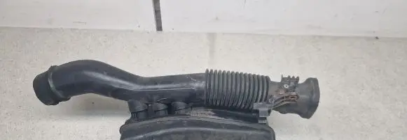 Toyota Prius (XW30) Intake resonator 1775037010