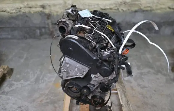 Volkswagen Golf VI Engine swap CAY