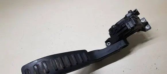 Porsche Cayenne (92A) Accelerator throttle pedal 7l0723507d